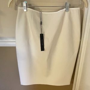 Tahari Adiral Skirt, Size 8, Winter White, NWT